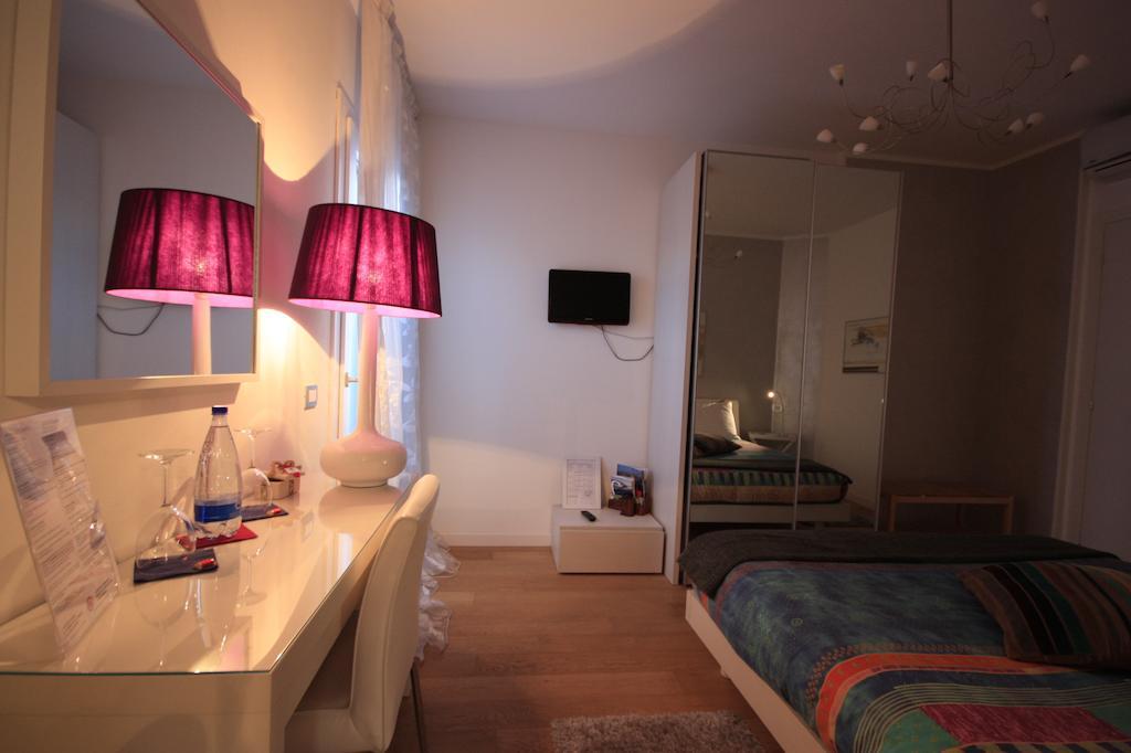 La Lanterna Villa Padova Room photo